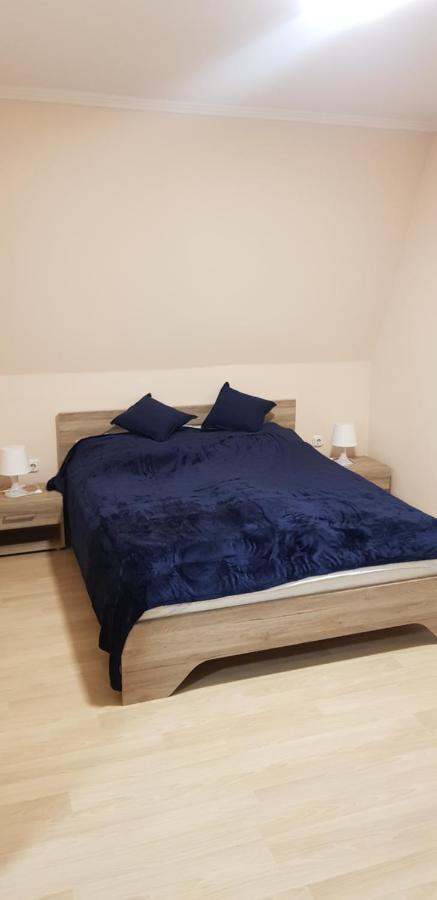 Boglárka Apartman Hajdúszoboszló Exterior foto