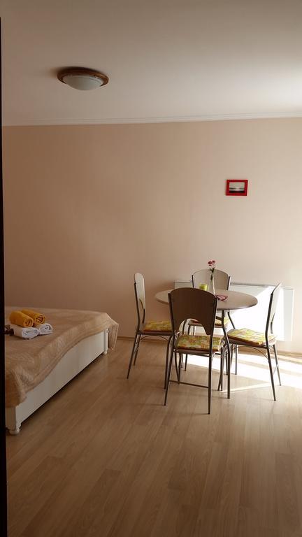 Boglárka Apartman Hajdúszoboszló Exterior foto